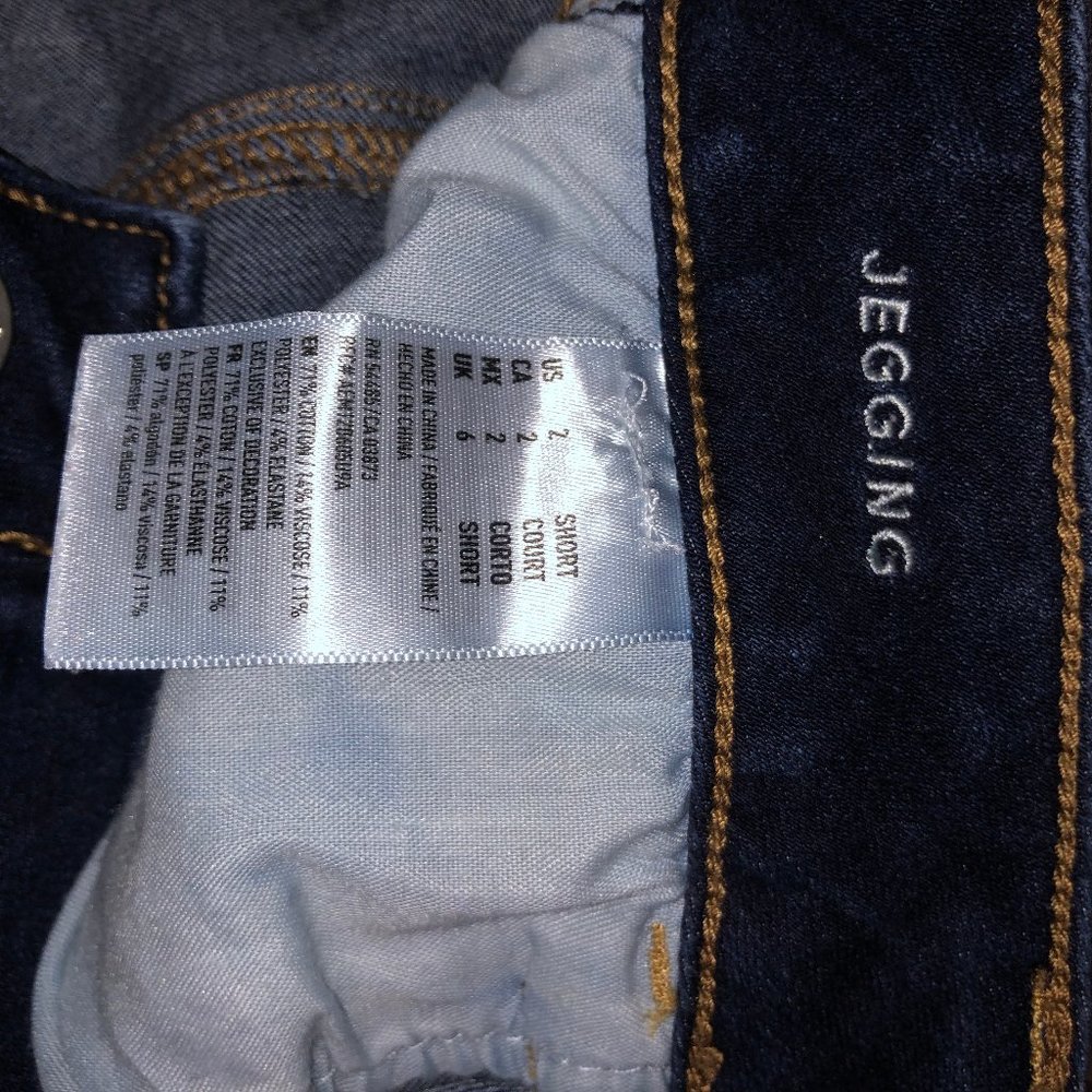 American Eagle skinny jeans size 2